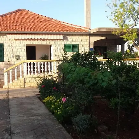 Kuca Za Odmor Lucina Holiday home Pasman