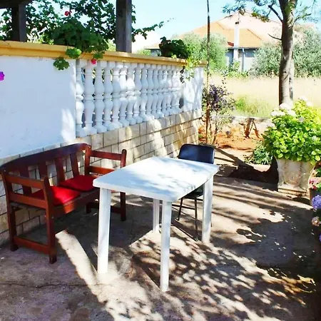 Holiday home Kuca Za Odmor Lucina *