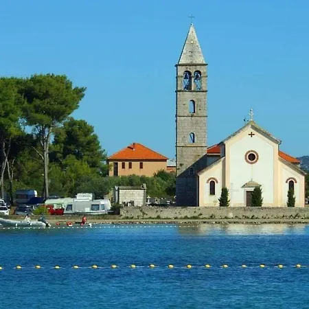 Holiday home Kuca Za Odmor Lucina